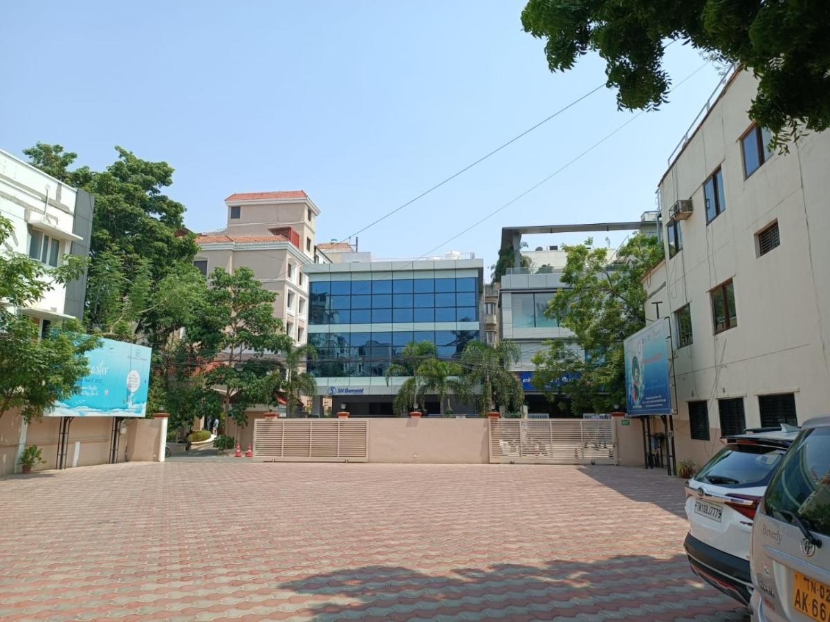 Beverly Hotel Chennai Exterior foto