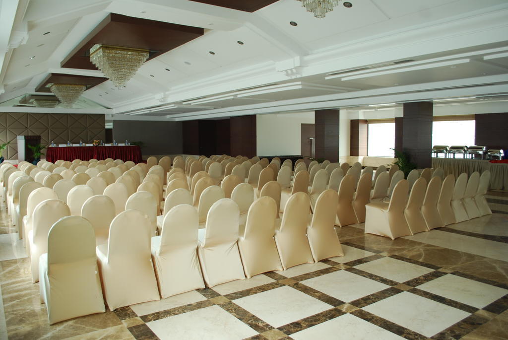 Beverly Hotel Chennai Exterior foto